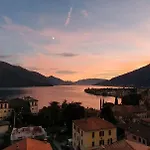 Panorama *